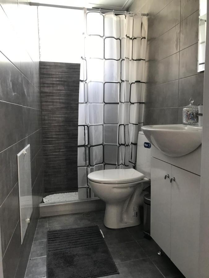 Appartement Pantheon à Kalamata Extérieur photo