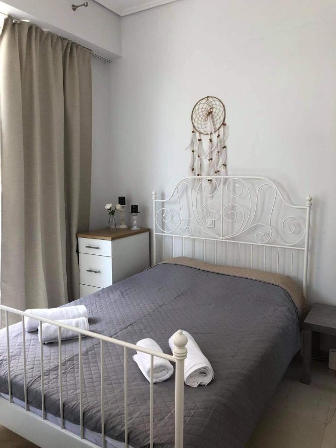 Appartement Pantheon à Kalamata Extérieur photo